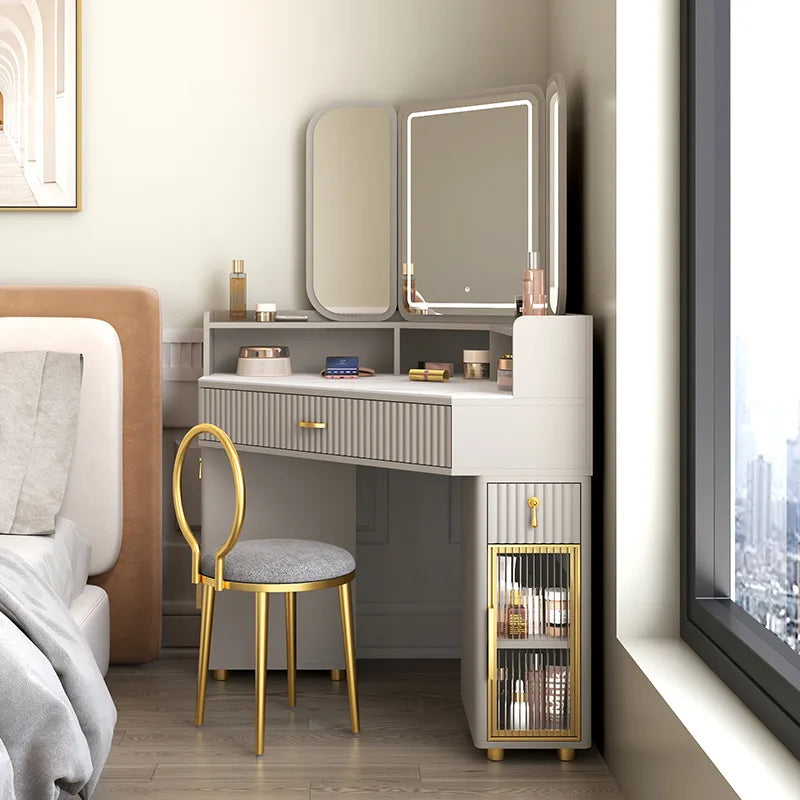 Luxury Vanity Table Corner