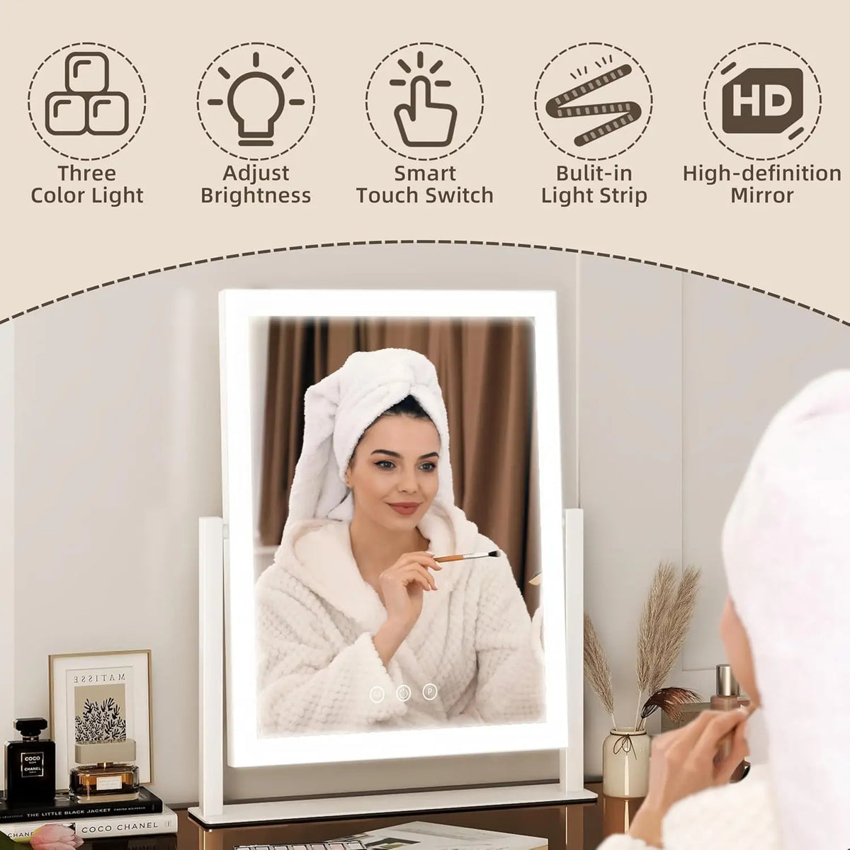 Lighted Makeup Mirror To See Your Beauty Better